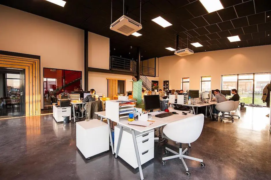 Thedigitalhacks | Why B2B Businesses Need a Specialist Web Design Agency